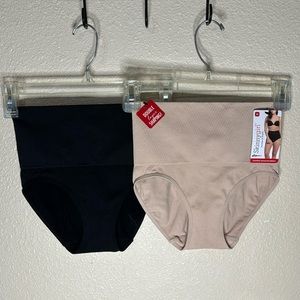 2 pk. Skinny Girl Shaping Seamless Briefs Size M